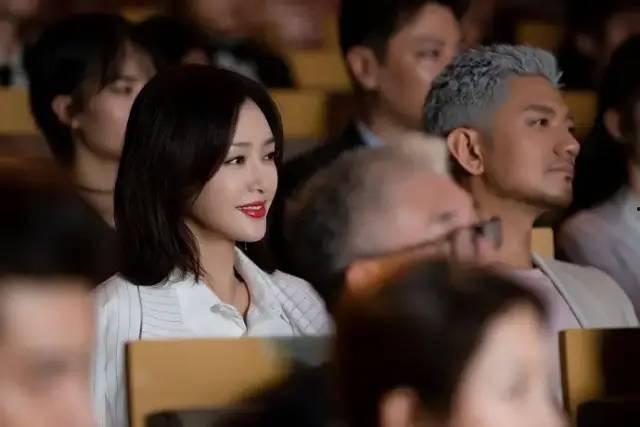 惊全娱乐圈偷听我吃瓜一口气看完,偷听吃瓜事件全程回顾