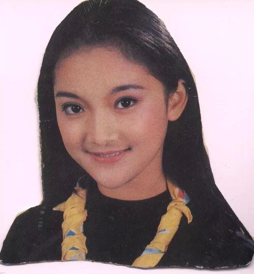 娱乐圈吃瓜美女是谁啊图片,她是谁？