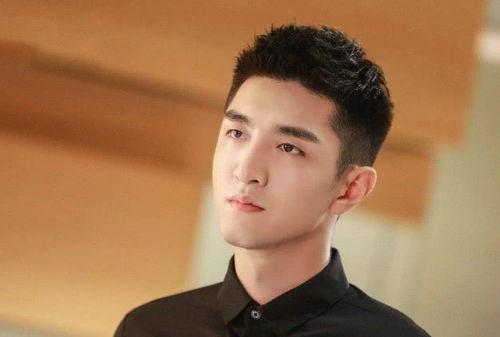 娱乐圈吃瓜鹅金瀚,娱乐圈吃瓜鹅的甜蜜蜕变